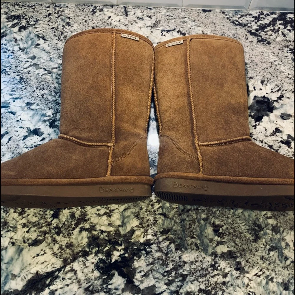 BearPaw boots suede